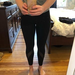 Women’s Lululemon high waisted run inspired mesh